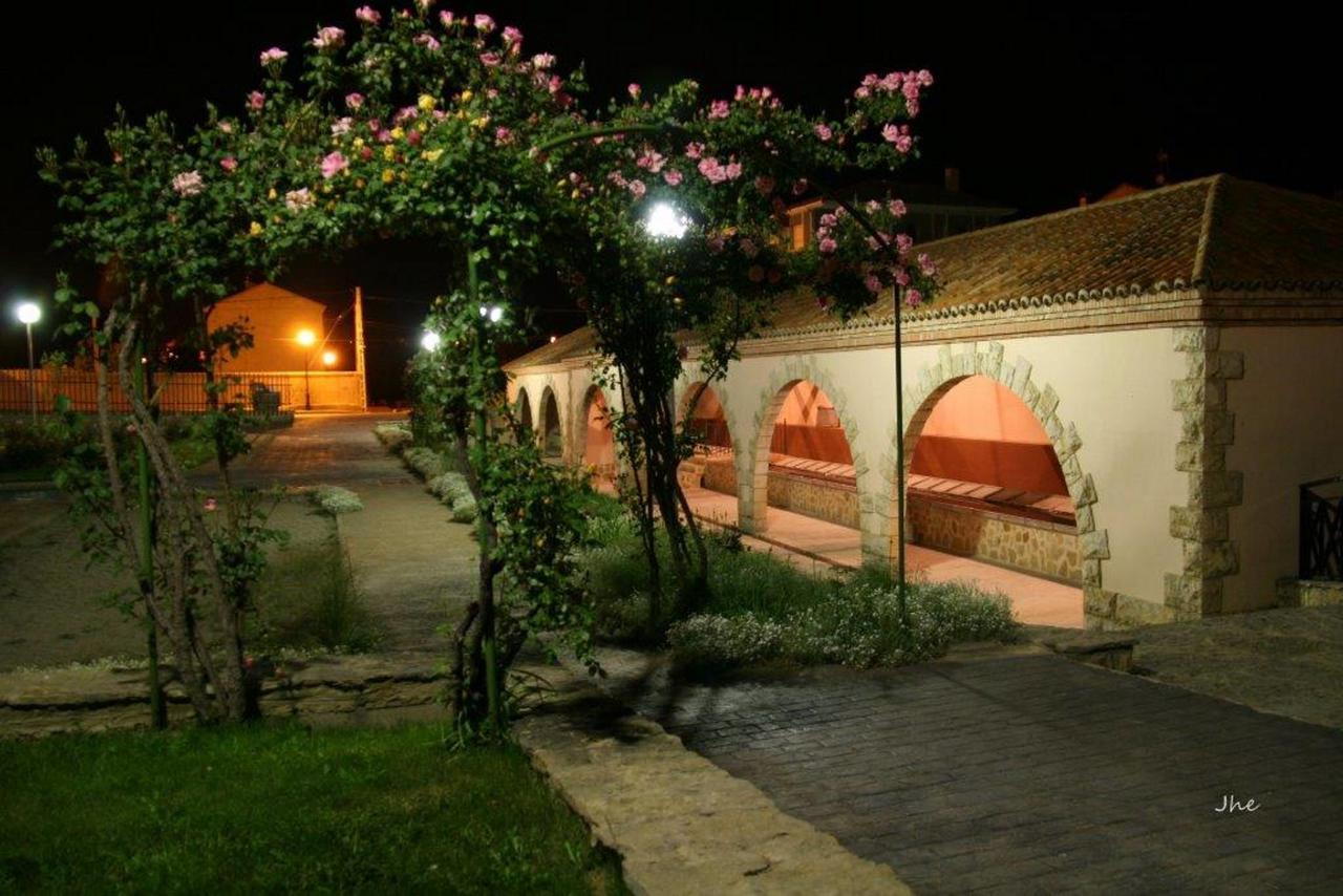 Albergue "El Rio" Cella Exterior photo